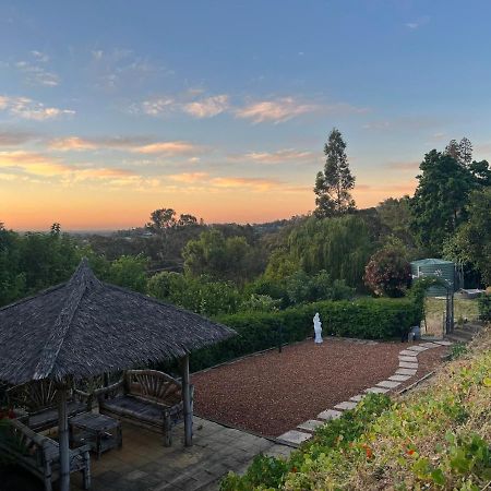 Bright & Beautiful Home On The Hills! Kelmscott Dış mekan fotoğraf
